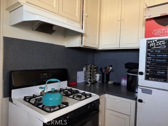 15557 5th Street, Victorville, CA 92395
