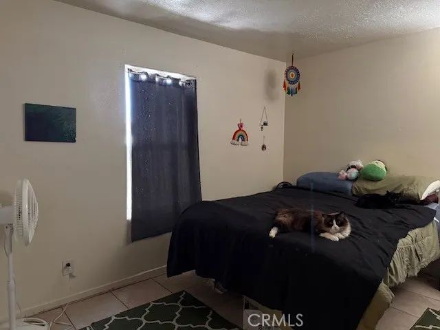 15557 5th Street, Victorville, CA 92395