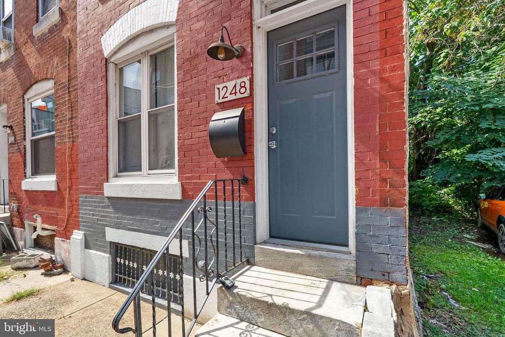 1248 N MYRTLEWOOD ST, PHILADELPHIA, PA 19121 — photo 2