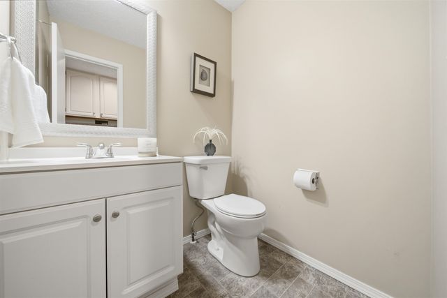 1401 S Fieldcrest, Wichita, KS 67209