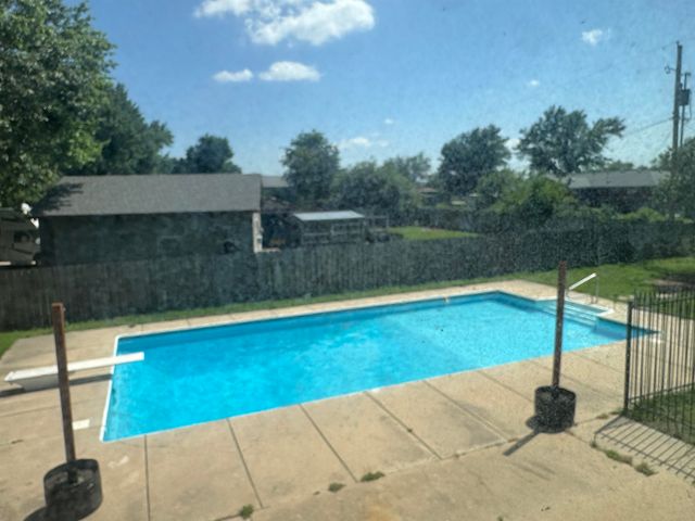 1401 S Fieldcrest, Wichita, KS 67209