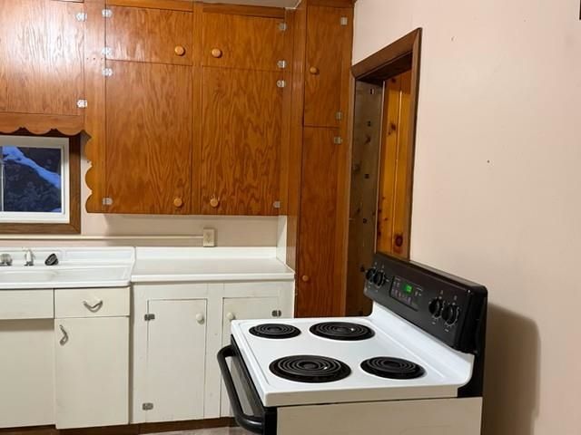 761 Western Avenue, Berlin, NH 03570