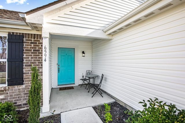 6594 W Whispering Way, Greenfield, IN 46140