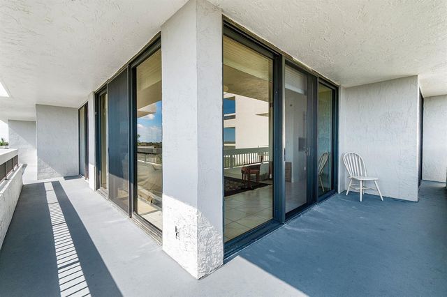 23200 Camino Del Mar 604, Boca Raton, FL 33433
