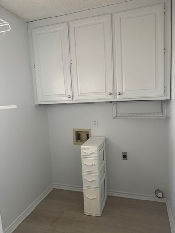 6065 Autumn Hills Drive, Fort Worth, TX 76140