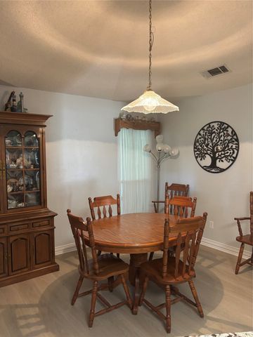 6065 Autumn Hills Drive, Fort Worth, TX 76140