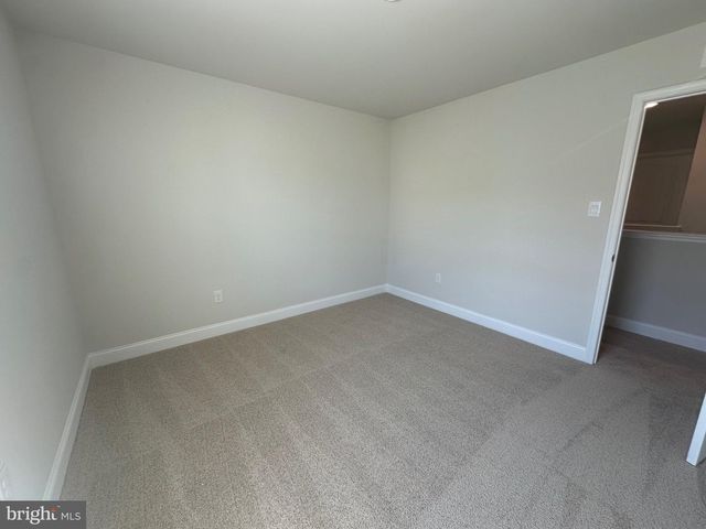 18 COUNTRY LIVING ROAD, Elkton, MD 21921