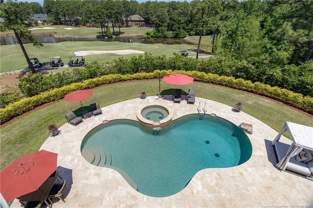 125 Belfair Court, Southern Pines, NC 28387
