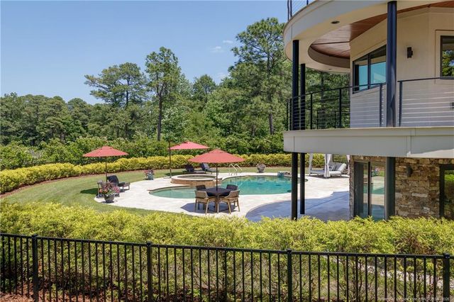 125 Belfair Court, Southern Pines, NC 28387