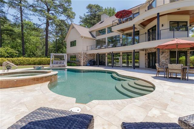 125 Belfair Court, Southern Pines, NC 28387