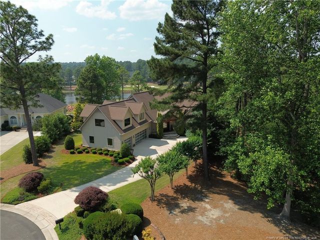 125 Belfair Court, Southern Pines, NC 28387