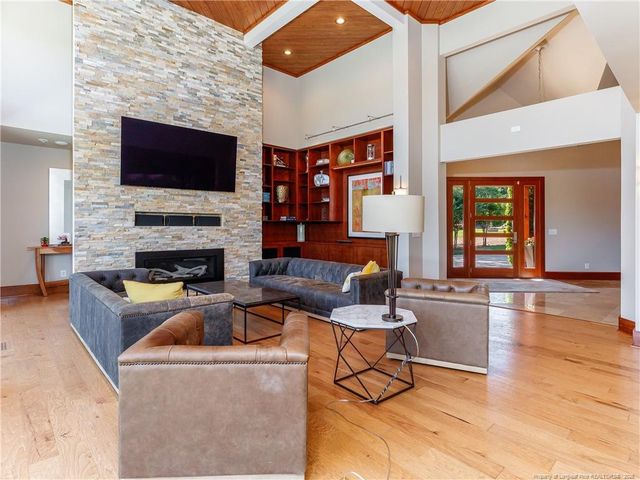 125 Belfair Court, Southern Pines, NC 28387