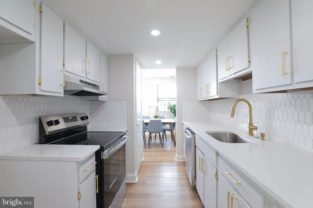 224 HOLLY DR, King Of Prussia, PA 19406