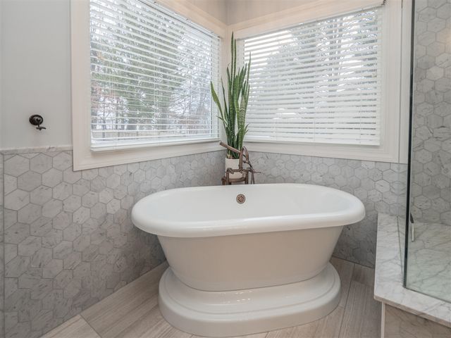 47178 Woodfield Drive, Mattawan, MI 49071