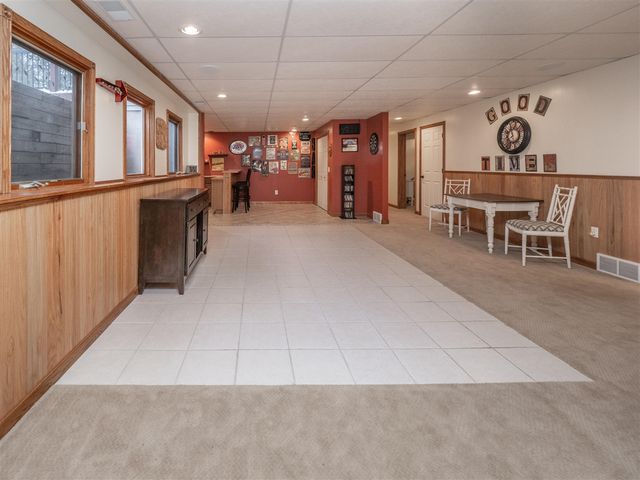 47178 Woodfield Drive, Mattawan, MI 49071