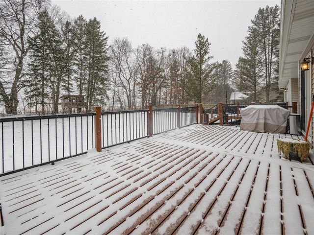 47178 Woodfield Drive, Mattawan, MI 49071