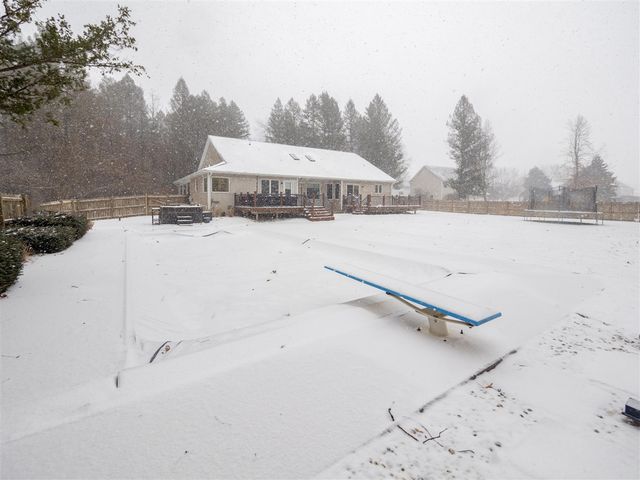 47178 Woodfield Drive, Mattawan, MI 49071