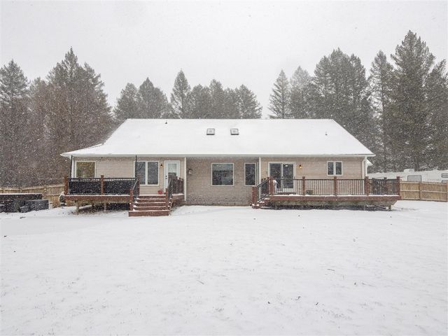 47178 Woodfield Drive, Mattawan, MI 49071