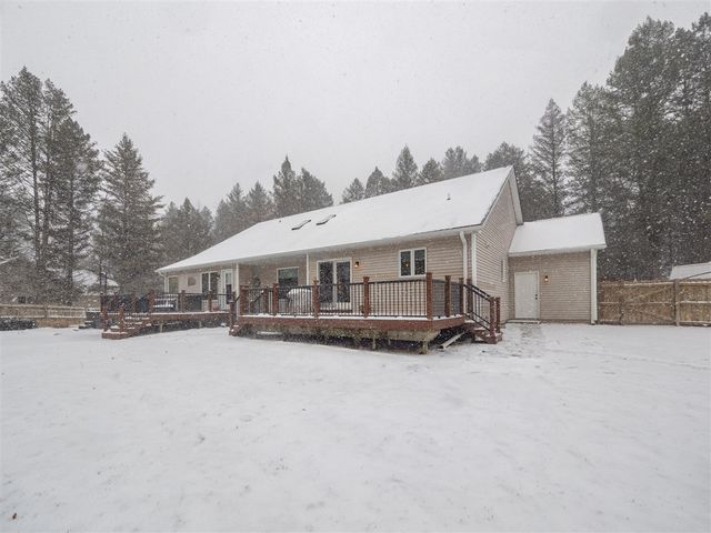 47178 Woodfield Drive, Mattawan, MI 49071