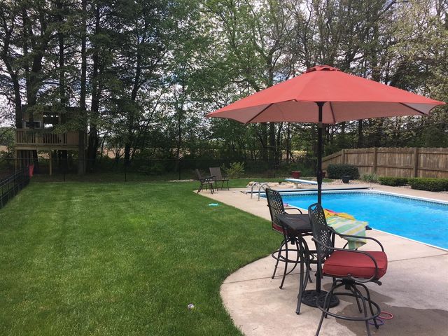 47178 Woodfield Drive, Mattawan, MI 49071