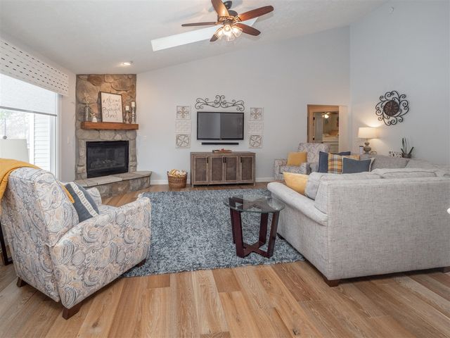 47178 Woodfield Drive, Mattawan, MI 49071