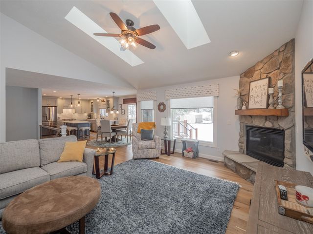 47178 Woodfield Drive, Mattawan, MI 49071