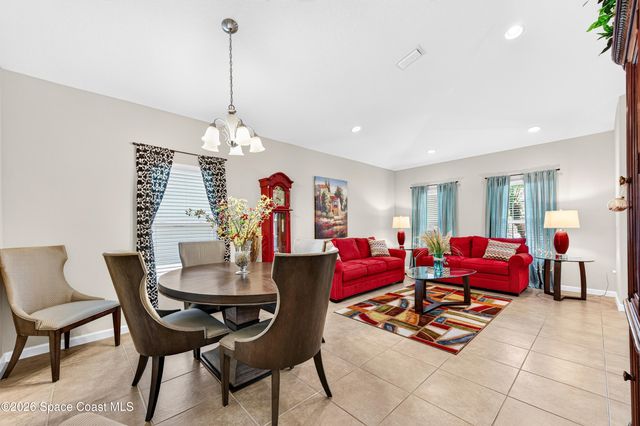 2247 Snapdragon Drive NW, Palm Bay, FL 32907