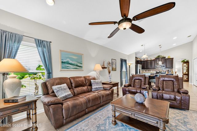 2247 Snapdragon Drive NW, Palm Bay, FL 32907