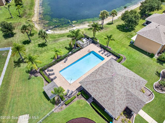 2247 Snapdragon Drive NW, Palm Bay, FL 32907