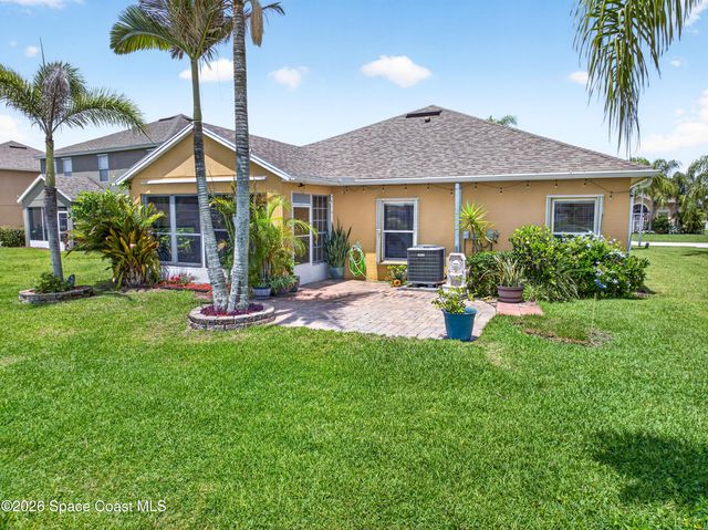 2247 Snapdragon Drive NW, Palm Bay, FL 32907