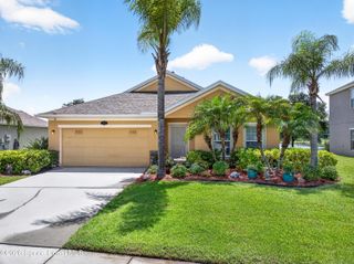 2247 Snapdragon Drive NW, Palm Bay, FL 32907
