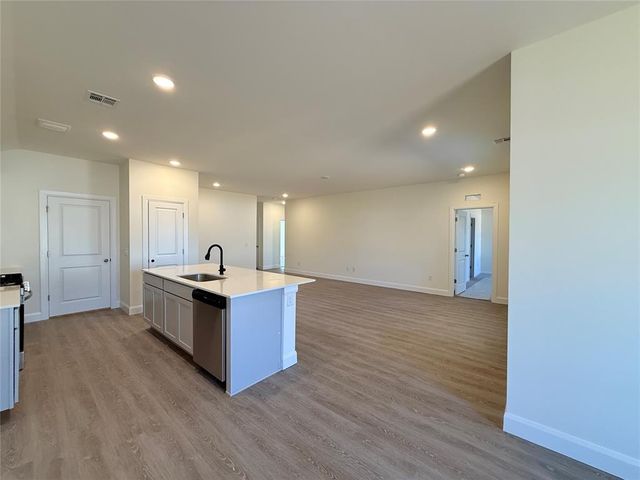21231 SE 32nd Street, Harrah, OK 73045