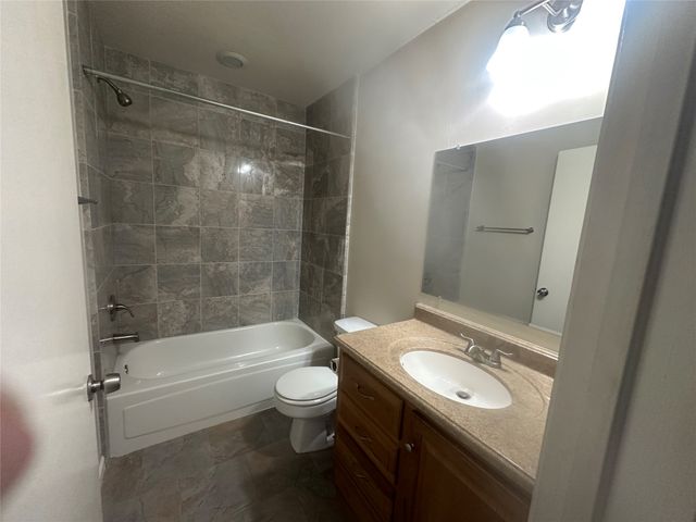 2305 Dalewood Lane, Bedford, TX 76022