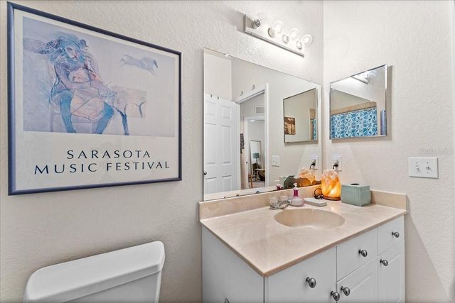 18002 NEW WALES PLACE, Tampa, FL 33647