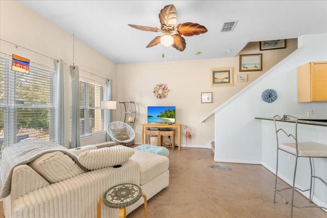 18002 NEW WALES PLACE, Tampa, FL 33647