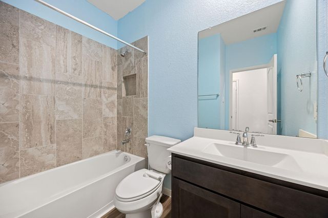 907 Youth Water Road, Montgomery, TX 77316