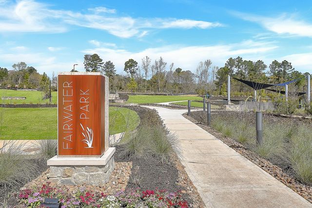 907 Youth Water Road, Montgomery, TX 77316