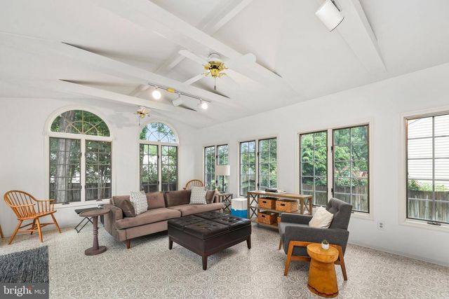 13422 POINT PLEASANT DR, Chantilly, VA 20151