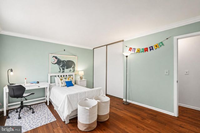 13422 POINT PLEASANT DR, Chantilly, VA 20151