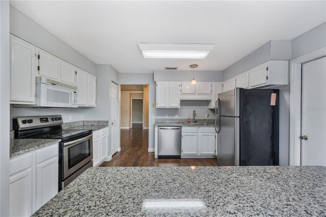 941 DEVONSHIRE WAY, Lake Wales, FL 33853