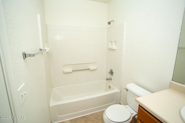 5252 S Via Laguna Blanca, Tucson, AZ 85706