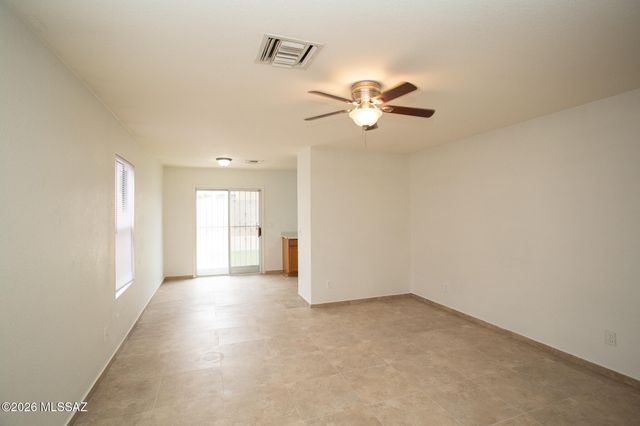 5252 S Via Laguna Blanca, Tucson, AZ 85706