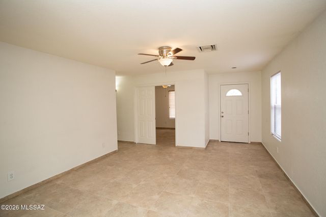 5252 S Via Laguna Blanca, Tucson, AZ 85706