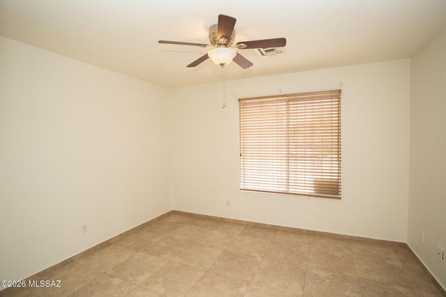 5252 S Via Laguna Blanca, Tucson, AZ 85706