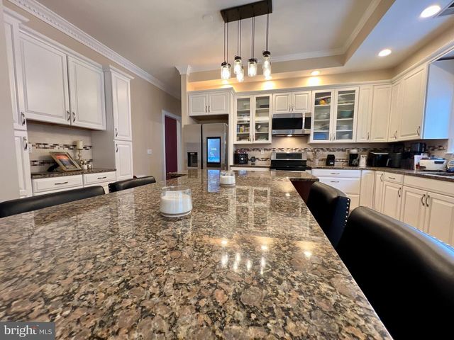 11615 BONAVENTURE DR, Upper Marlboro, MD 20774