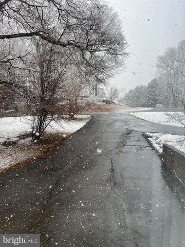 11615 BONAVENTURE DR, Upper Marlboro, MD 20774