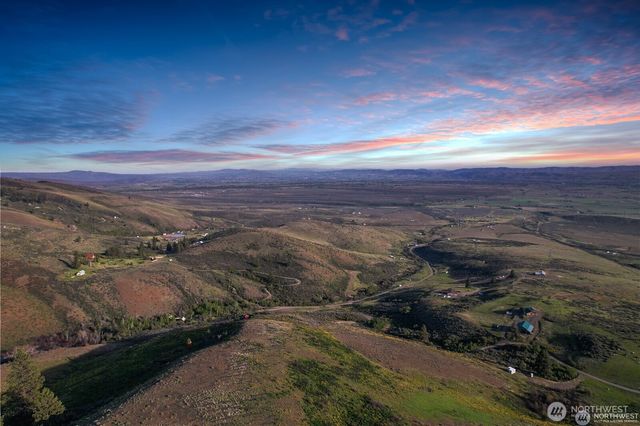 2911 W Sun East Road, Ellensburg, WA 98926