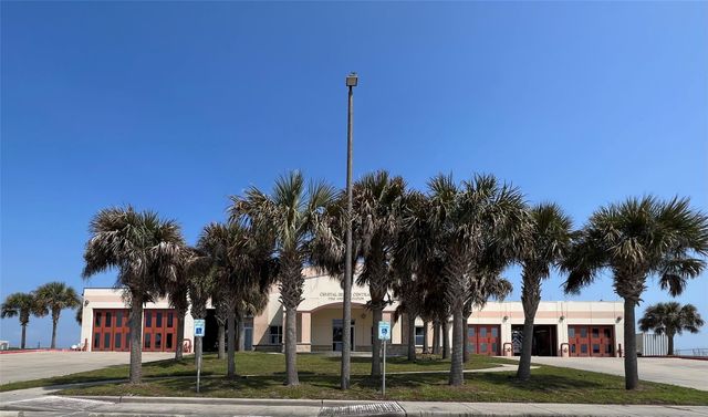 1080 N Monkhouse Drive, Crystal Beach, TX 77650