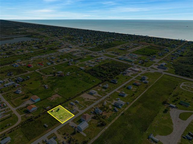 1080 N Monkhouse Drive, Crystal Beach, TX 77650