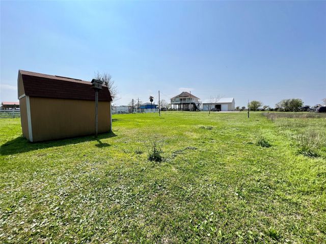 1080 N Monkhouse Drive, Crystal Beach, TX 77650